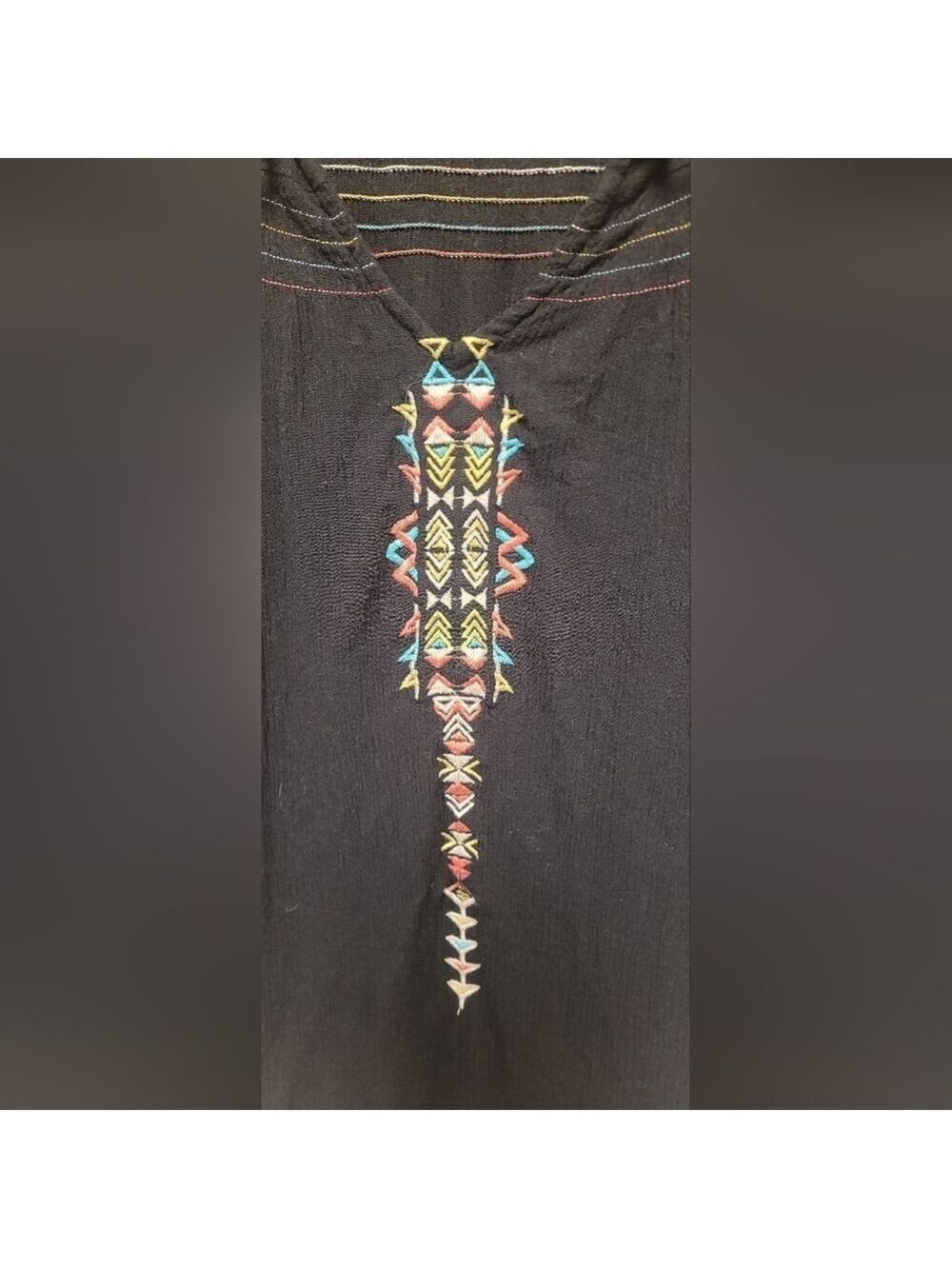 Lovestitch Elegant Black Blouse - Picture 3 of 5